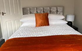 The Coral 66 Guest House Southampton